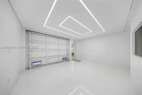 10421 NW 28th Street Doral FL 33172