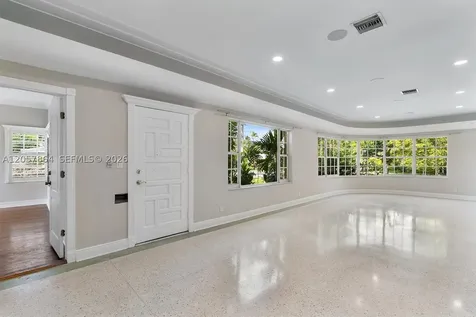 4445 N Michigan Avenue Miami Beach FL 33140