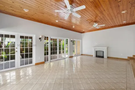 4445 N Michigan Avenue Miami Beach FL 33140