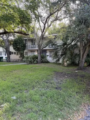 4855 University Drive Coral Gables FL 33146
