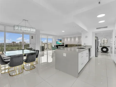 19707 Turnberry Way Aventura FL 33180