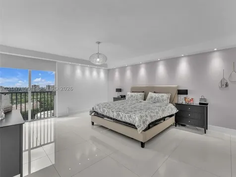 19707 Turnberry Way Aventura FL 33180