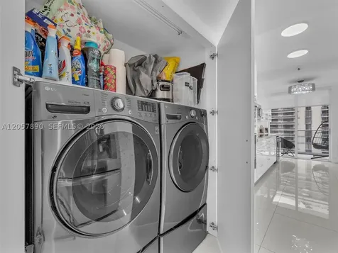 19707 Turnberry Way Aventura FL 33180