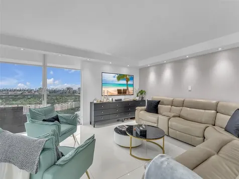 19707 Turnberry Way Aventura FL 33180