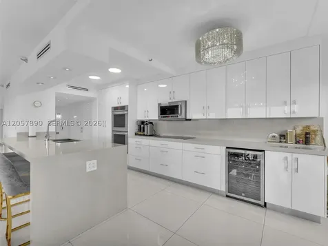 19707 Turnberry Way Aventura FL 33180