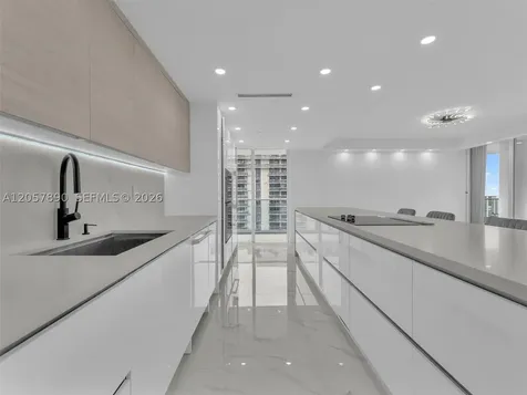 19707 Turnberry Way Aventura FL 33180