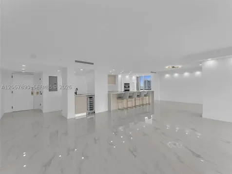 19707 Turnberry Way Aventura FL 33180