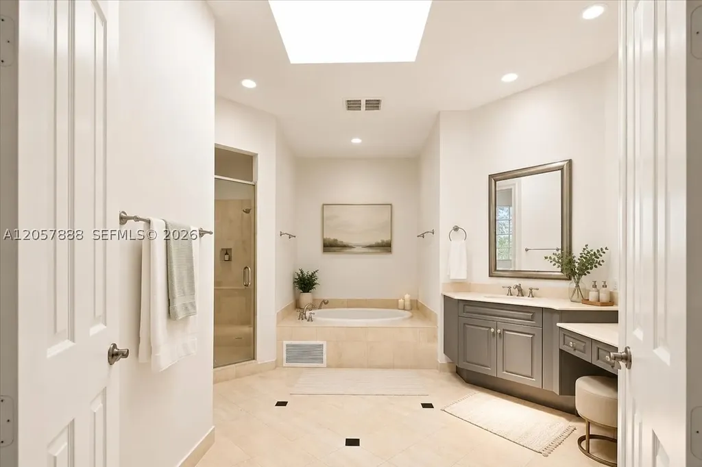 996 Sanibel Drive Hollywood FL 33019