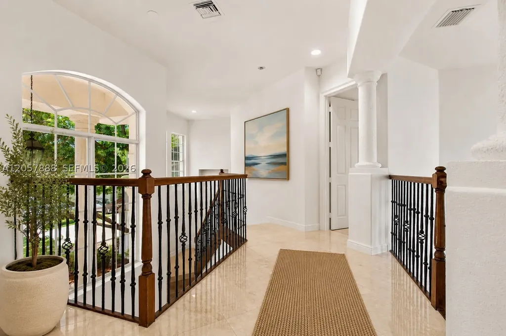 996 Sanibel Drive Hollywood FL 33019