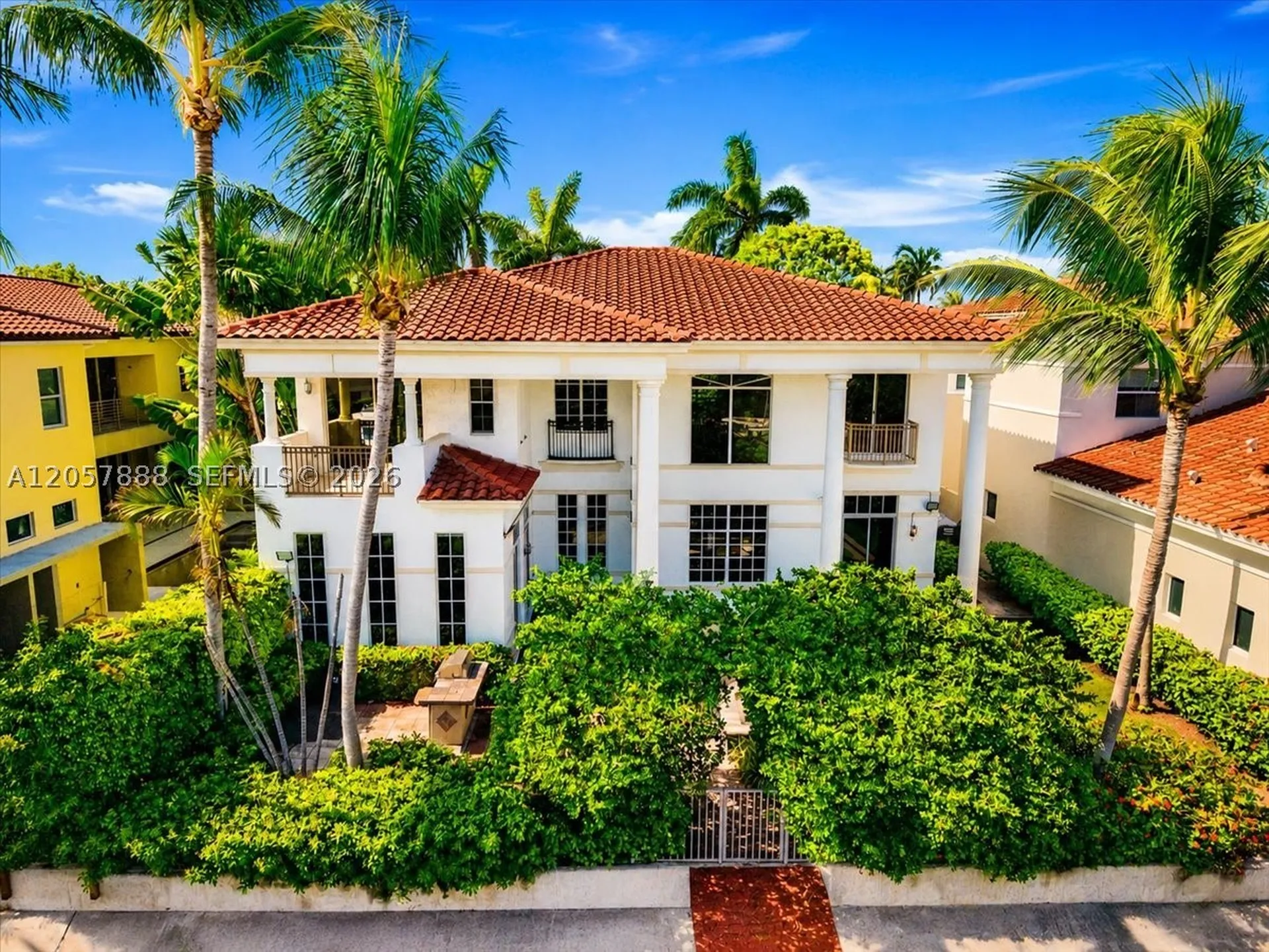 996 Sanibel Drive Hollywood FL 33019