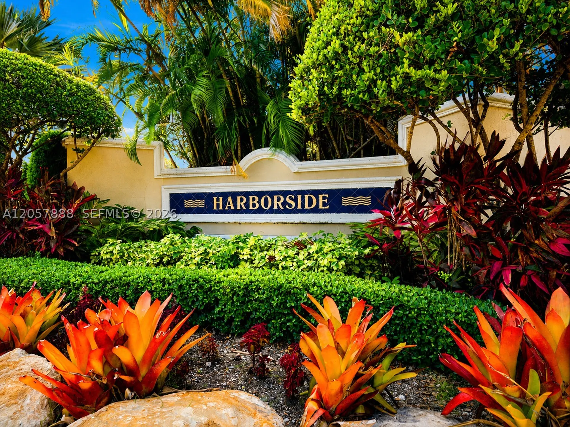 996 Sanibel Drive Hollywood FL 33019