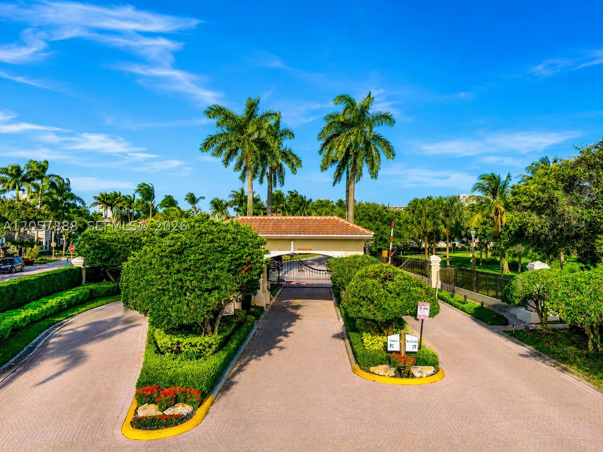 996 Sanibel Drive Hollywood FL 33019