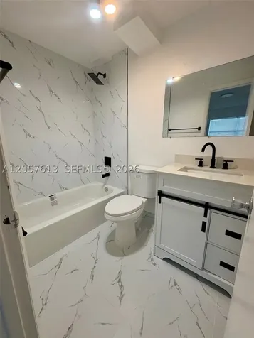 8060 N Colony Circle N Tamarac FL 33321