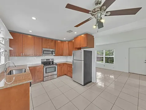 1636 NE 15th Avenue Fort Lauderdale FL 33305
