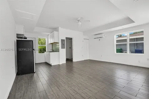 529 NW 88th Street El Portal FL 33150