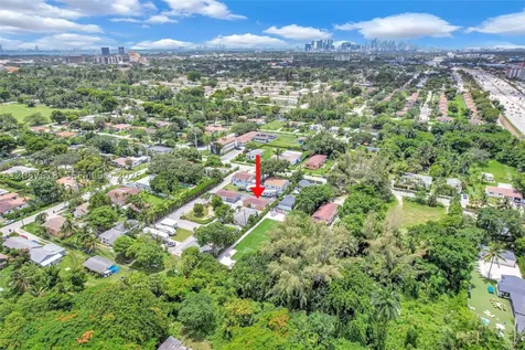 529 NW 88th Street El Portal FL 33150
