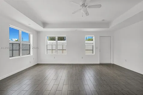529 NW 88th Street El Portal FL 33150