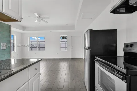 529 NW 88th Street El Portal FL 33150