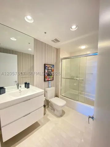 17301 Biscayne Boulevard North Miami Beach FL 33160