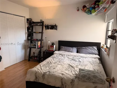 6641 NW 174th Terrace Hialeah FL 33015