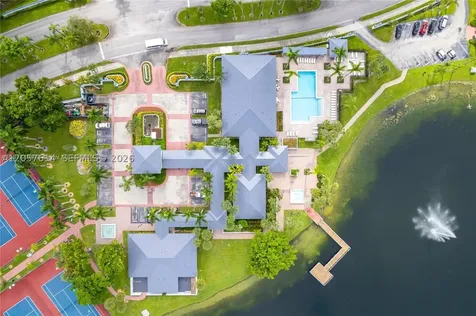 6641 NW 174th Terrace Hialeah FL 33015
