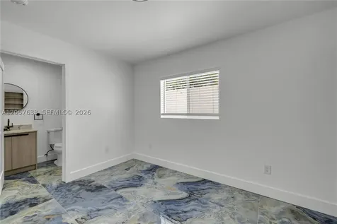 10350 SW 48th Street Miami FL 33165