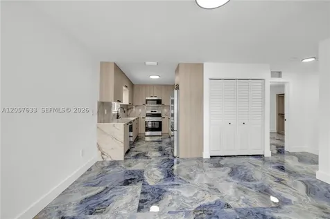 10350 SW 48th Street Miami FL 33165