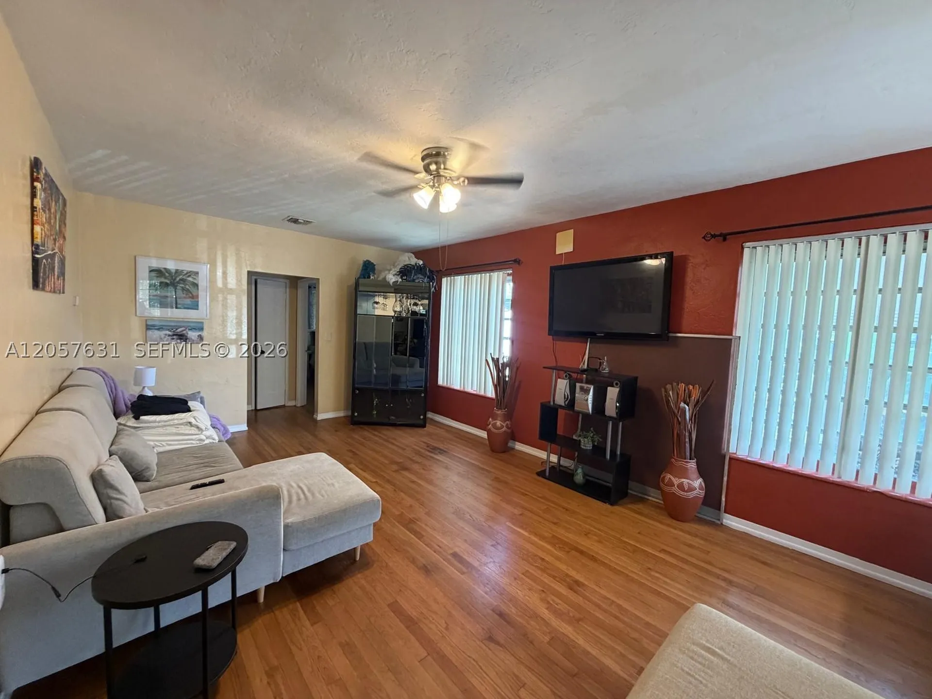 709 N 26th Avenue Hollywood FL 33020