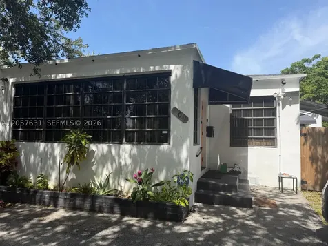 709 N 26th Avenue Hollywood FL 33020