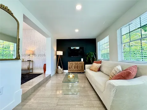 1800 SW 5th Avenue Miami FL 33129