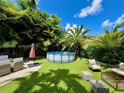 1800 SW 5th Avenue Miami FL 33129