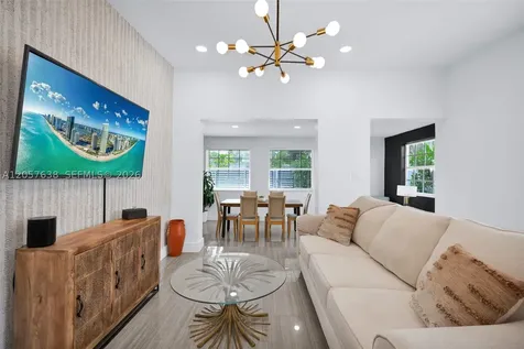 1800 SW 5th Avenue Miami FL 33129