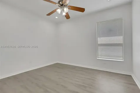 1807 NE 28th Street Cape Coral FL 33909