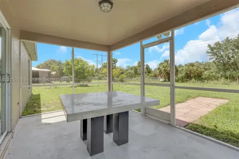 1807 NE 28th Street Cape Coral FL 33909