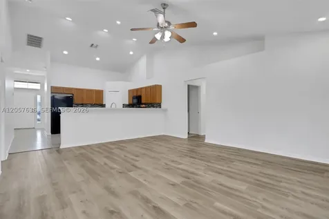 1807 NE 28th Street Cape Coral FL 33909