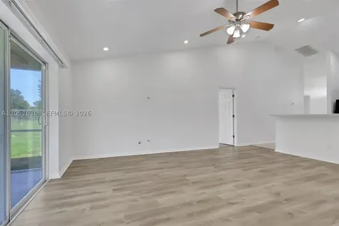 1807 NE 28th Street Cape Coral FL 33909