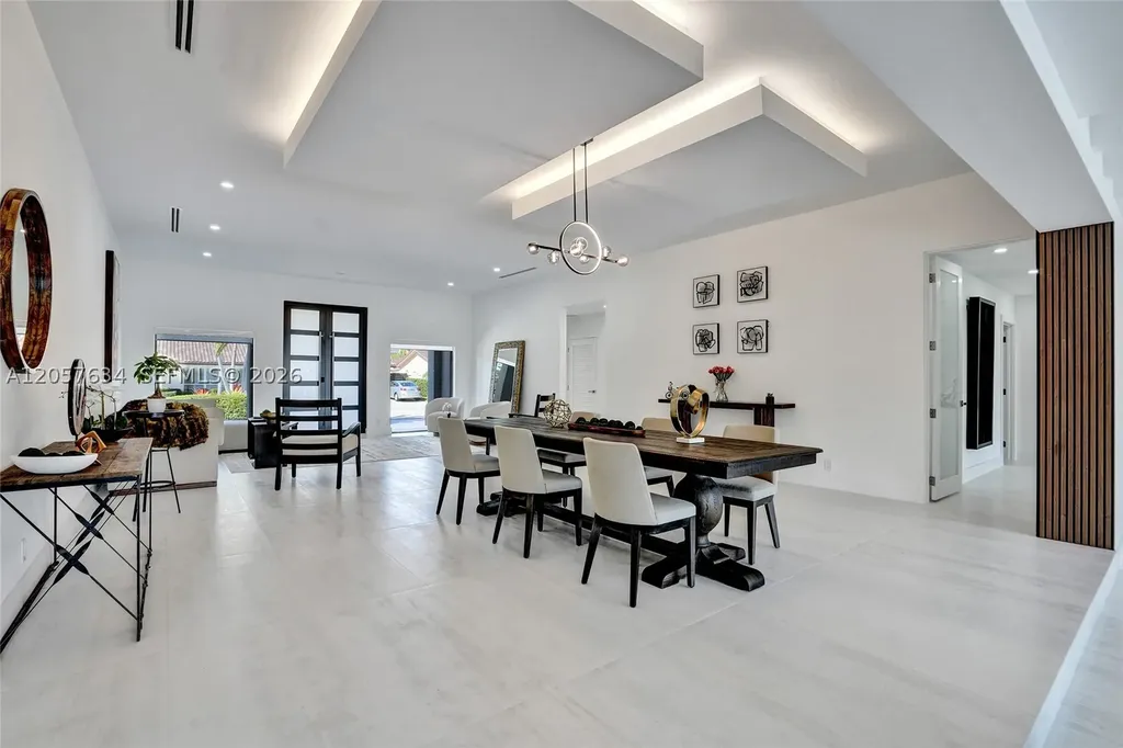 3010 NE 46th Street Fort Lauderdale FL 33308