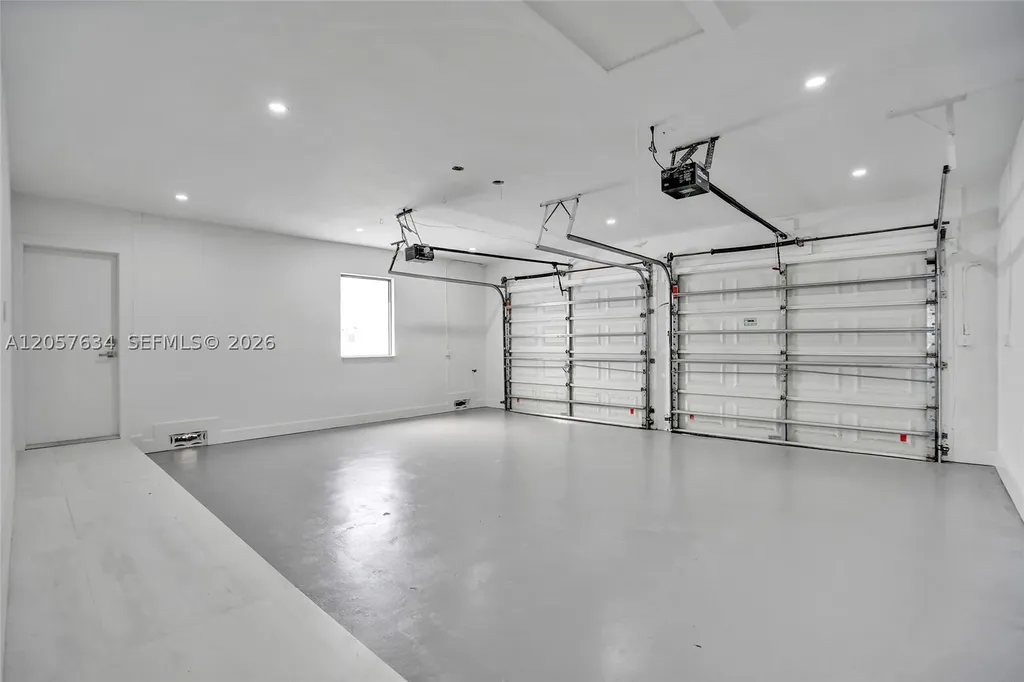 3010 NE 46th Street Fort Lauderdale FL 33308