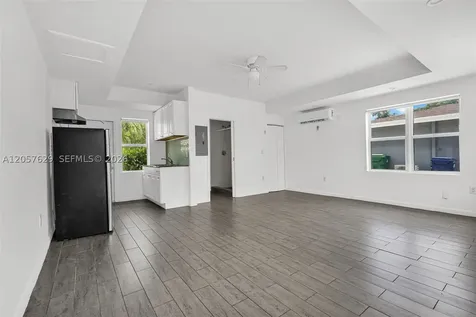 529 NW 88th Street El Portal FL 33150