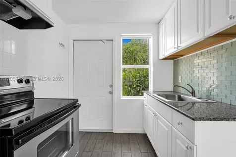 529 NW 88th Street El Portal FL 33150