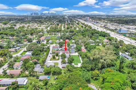 529 NW 88th Street El Portal FL 33150