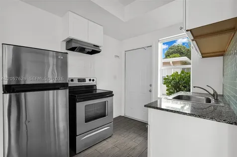 529 NW 88th Street El Portal FL 33150