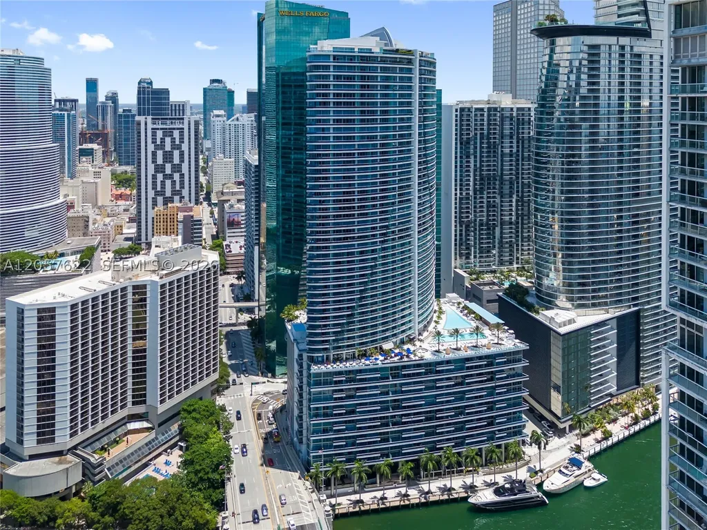 200 Biscayne Boulevard Way Miami FL 33131
