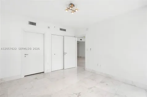 200 Biscayne Boulevard Way Miami FL 33131
