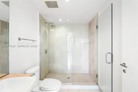 200 Biscayne Boulevard Way Miami FL 33131