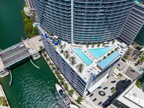 200 Biscayne Boulevard Way Miami FL 33131