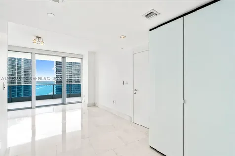 200 Biscayne Boulevard Way Miami FL 33131