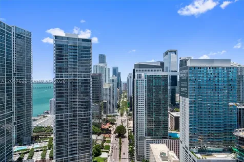 200 Biscayne Boulevard Way Miami FL 33131