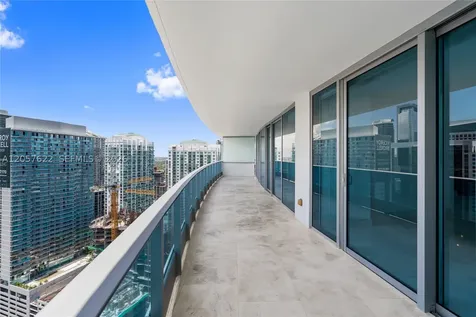200 Biscayne Boulevard Way Miami FL 33131
