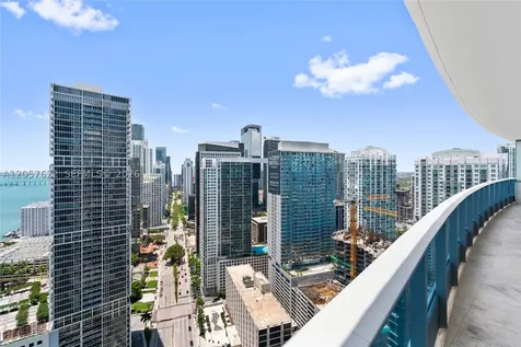 200 Biscayne Boulevard Way Miami FL 33131